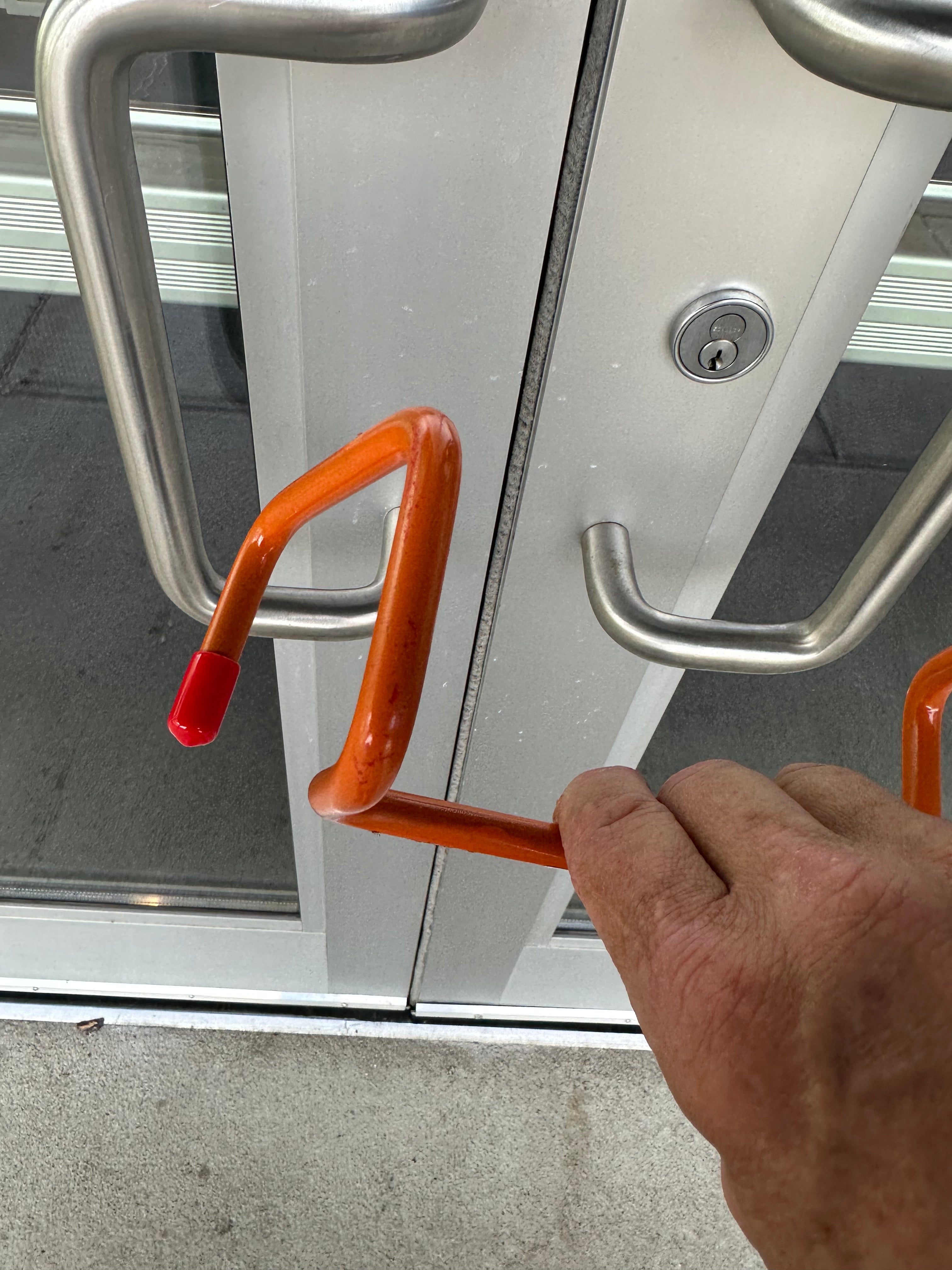 Quick Double-Door Loc-Down