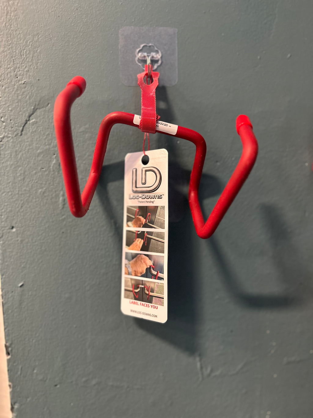 Quick Double-Door Loc-Down