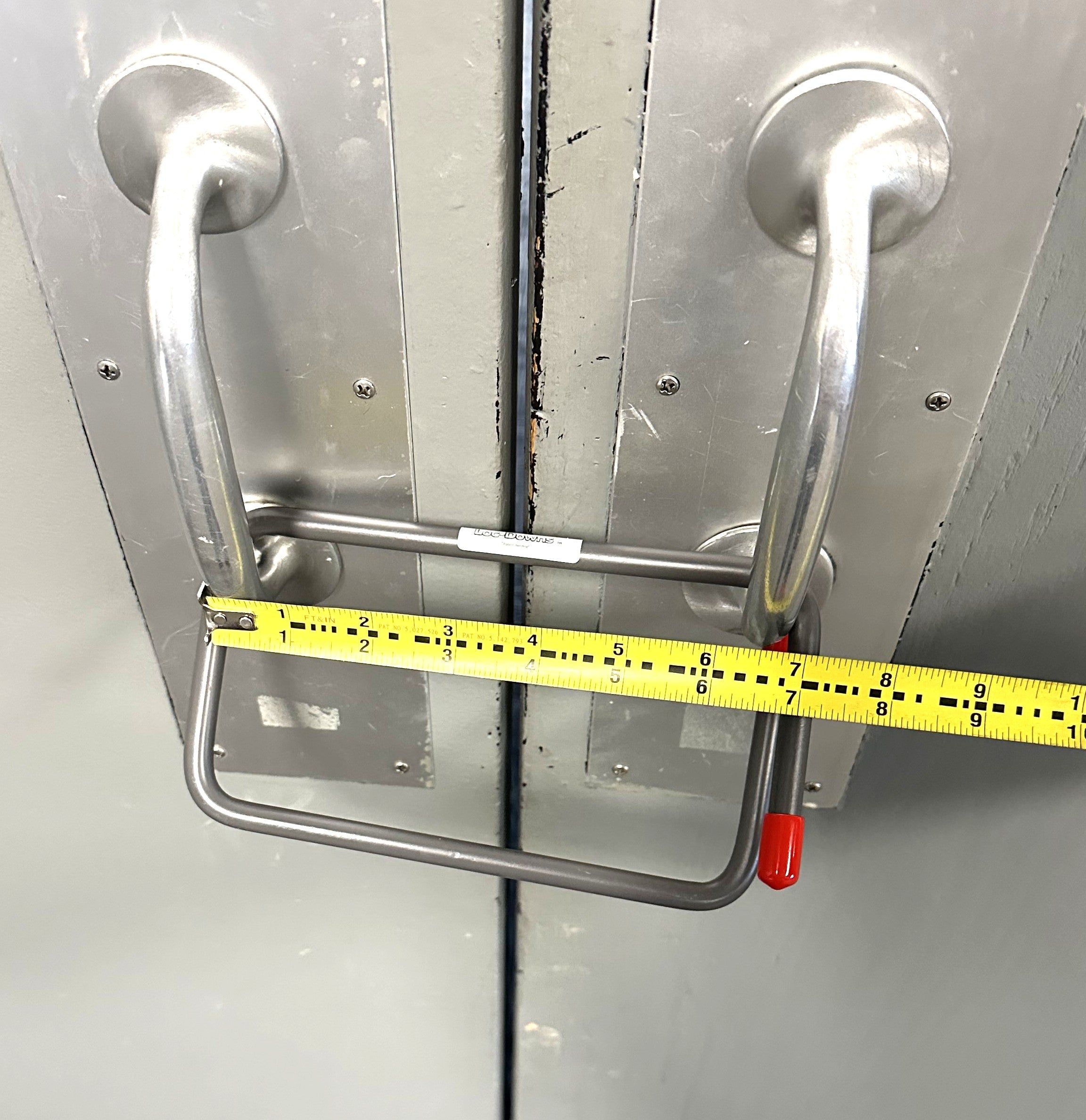 Quick Double-Door Loc-Down