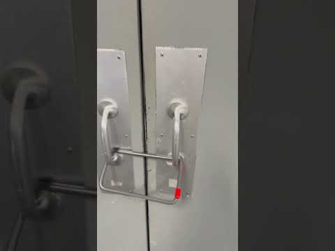 Quick Double-Door Loc-Down